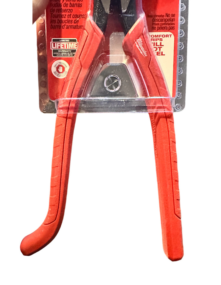 Milwaukee Ironworker's Pliers with Comfort Grip 48-22-6102