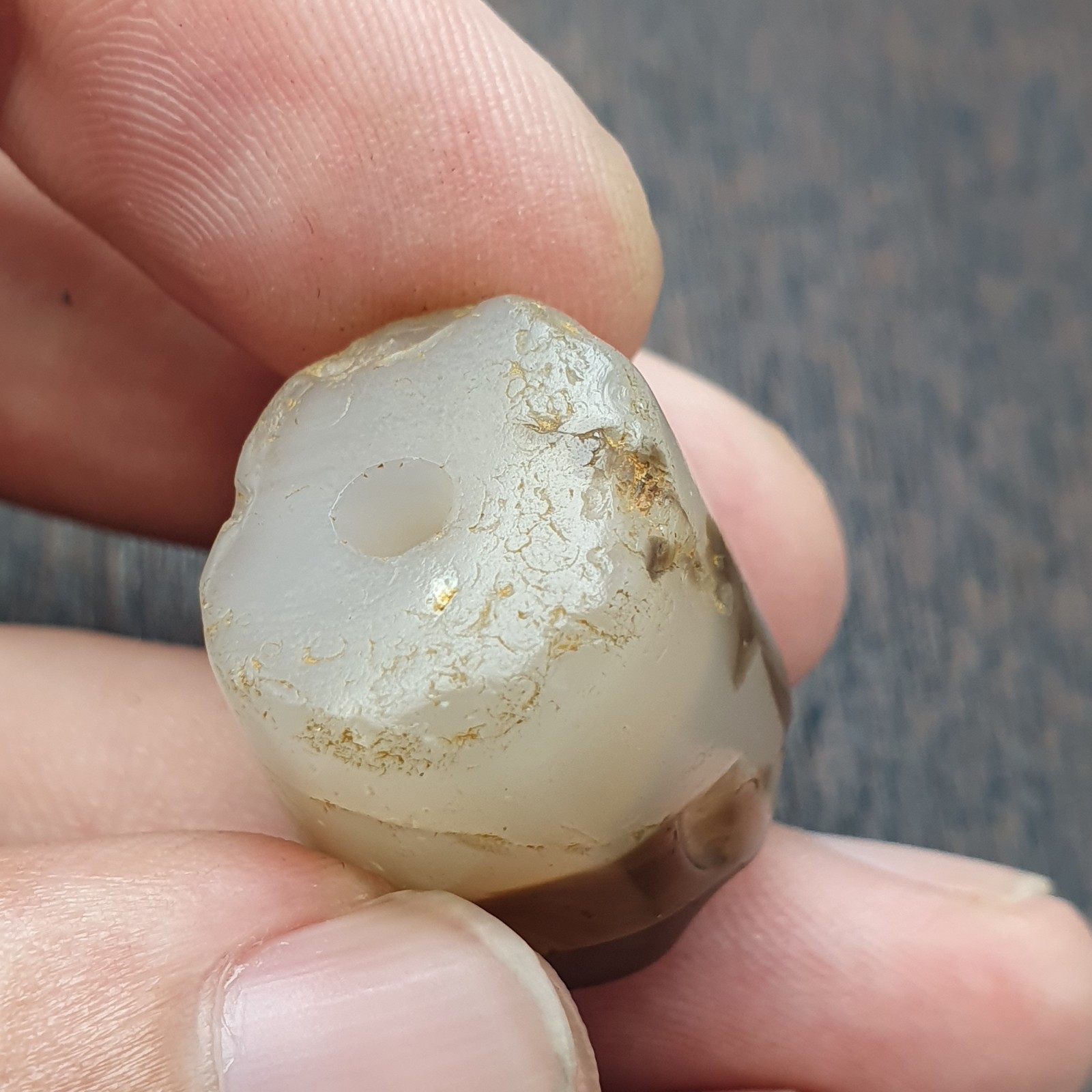 Ancient Antique Himalayan Tibetan Banded Ntural pattern Agate Bead Amulet