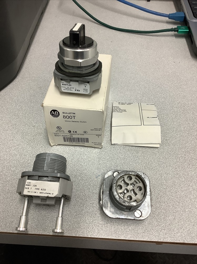 Allen Bradley 800T Selector Switch Lot
