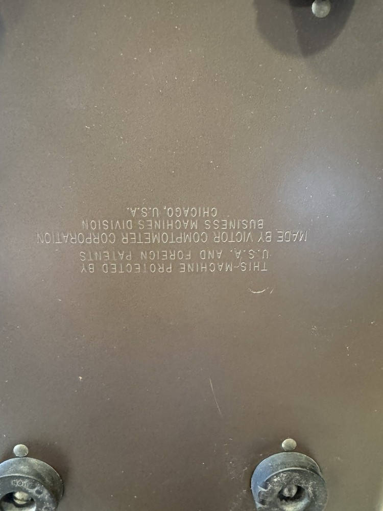 Vintage Victor Adding Machine 1950’s NEEDS INK RIBBON