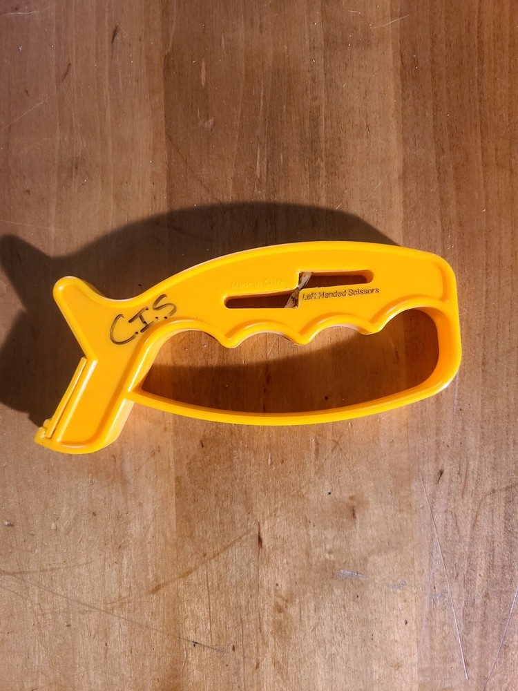 Smith's 10 Second Silicon Carbide Hand Held Knife and Scissor Sharpener 1 pc