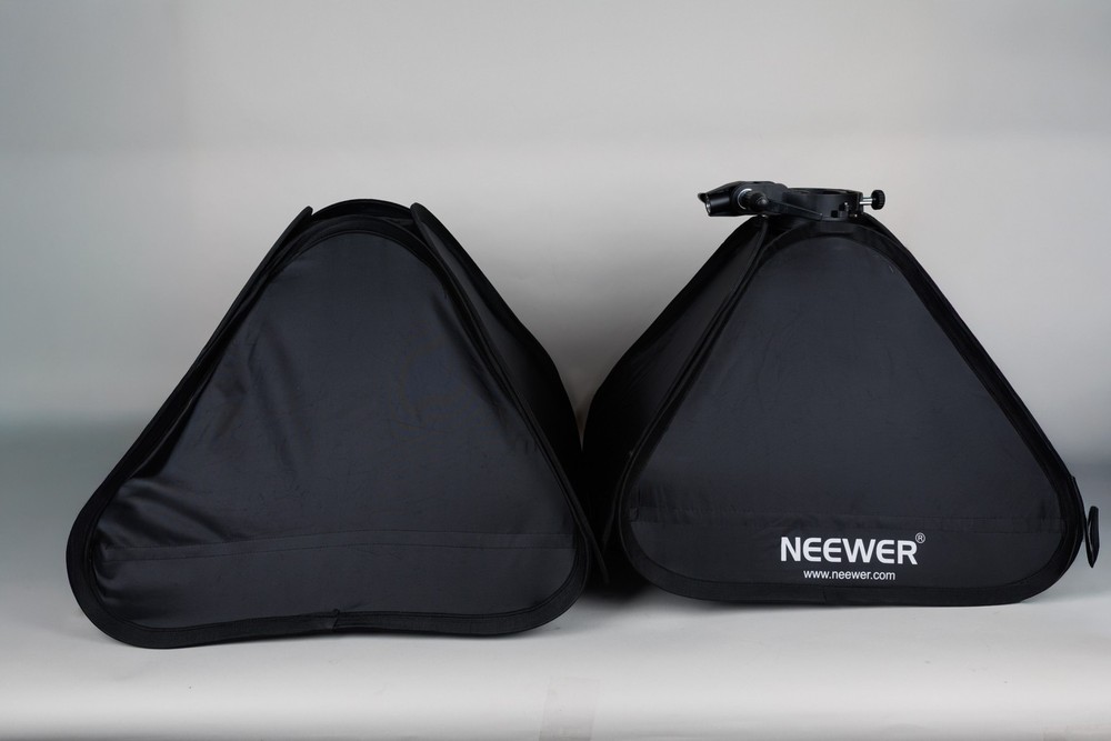 Neewer Speedlite Flash Mounts & Softboxes