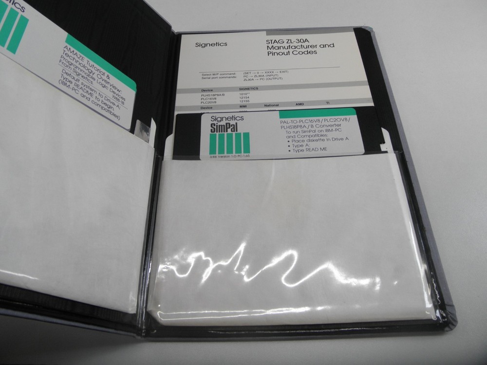 Signetics AMAZE PC/MS-DOS Software for Programmable Logic Devices Release 1.6