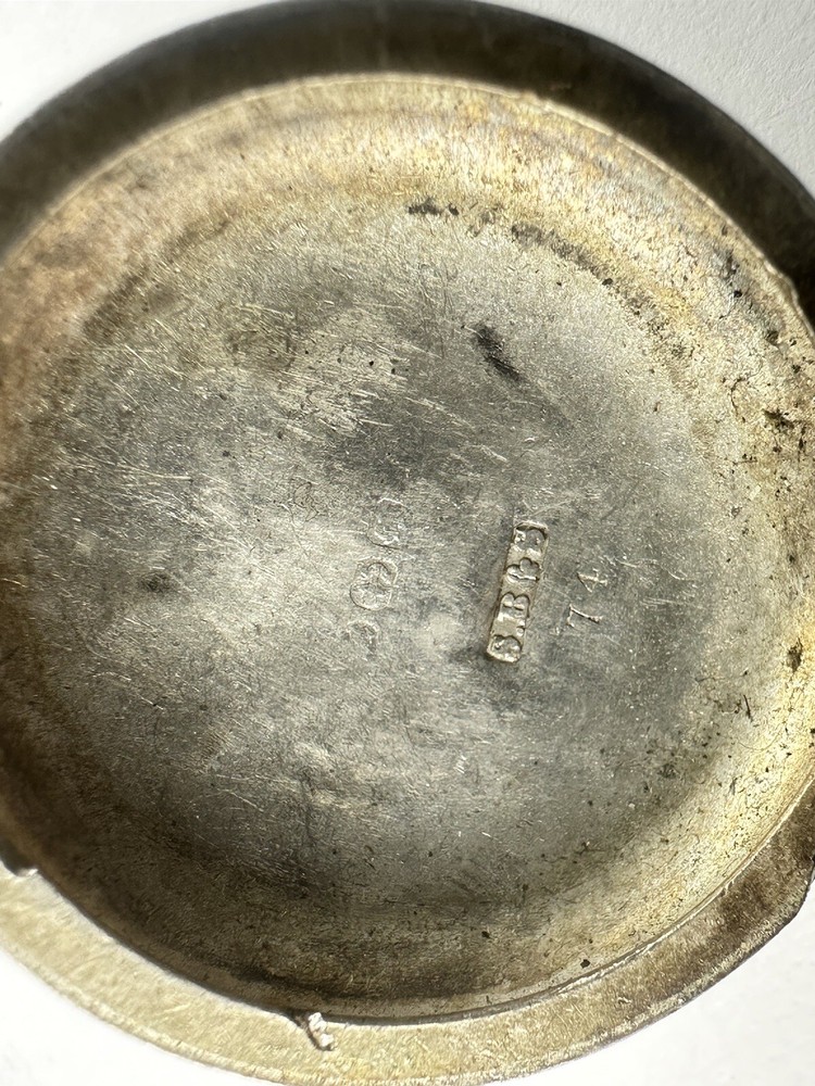 Antique Solid Silver Hallmarked Sovereign Single Case Available Worldwide