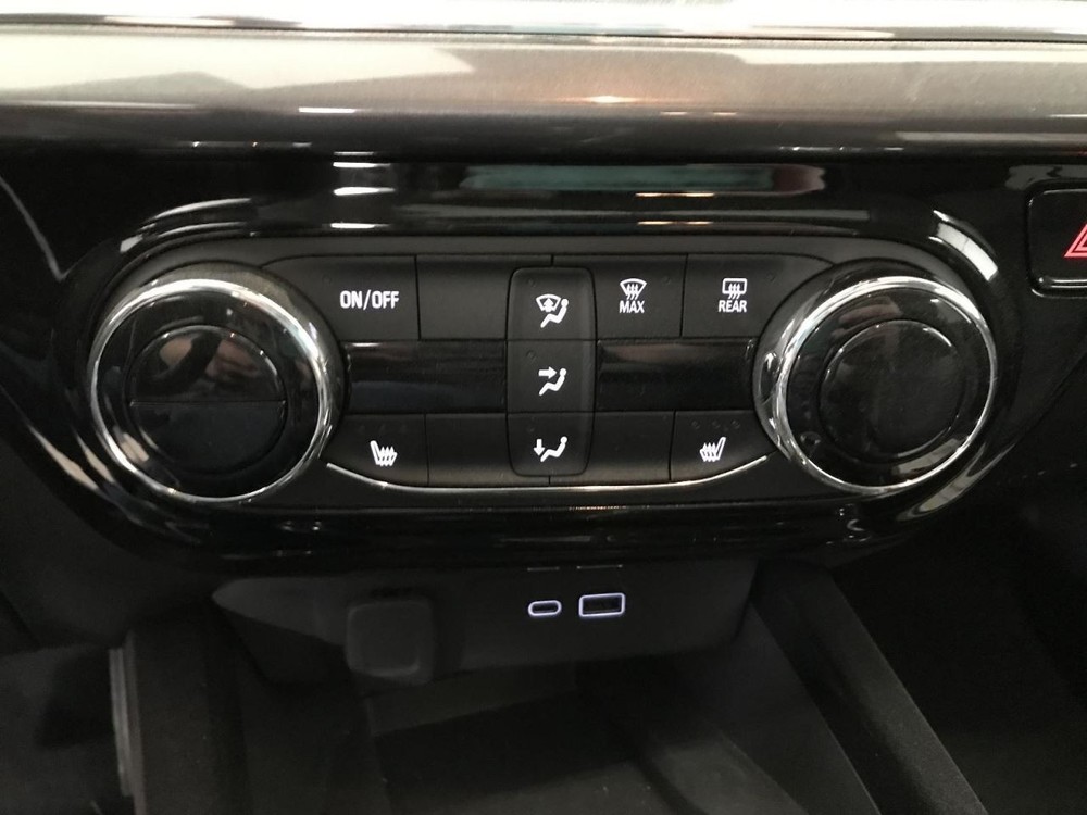 Complete Console Front Floor Fits 24-25 TRAX 958653