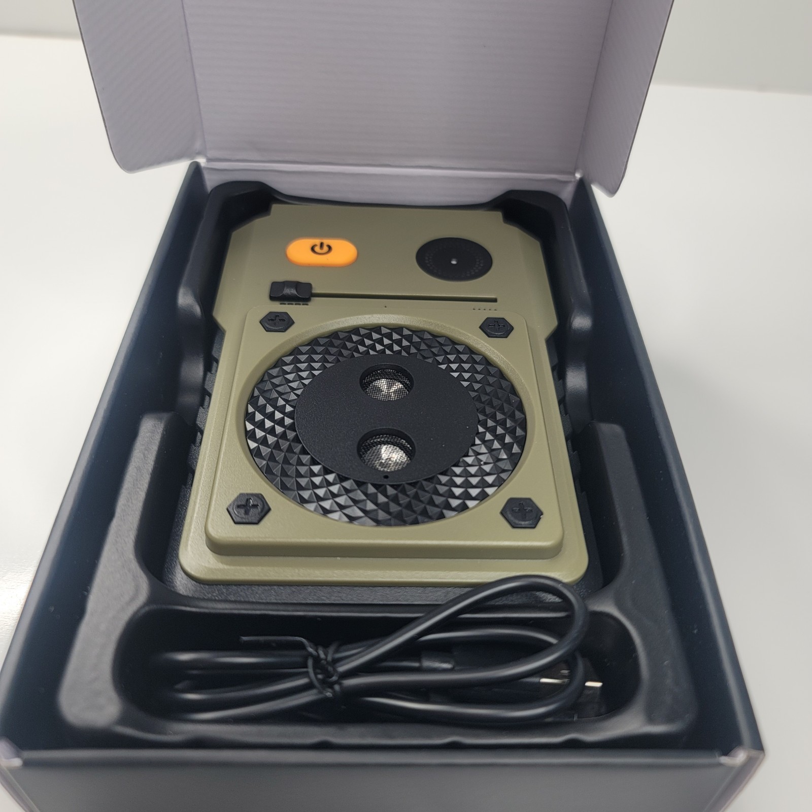 Anti Barking Device, 50FT Sonic Dog Bark Deterrent Devices 3 Modes