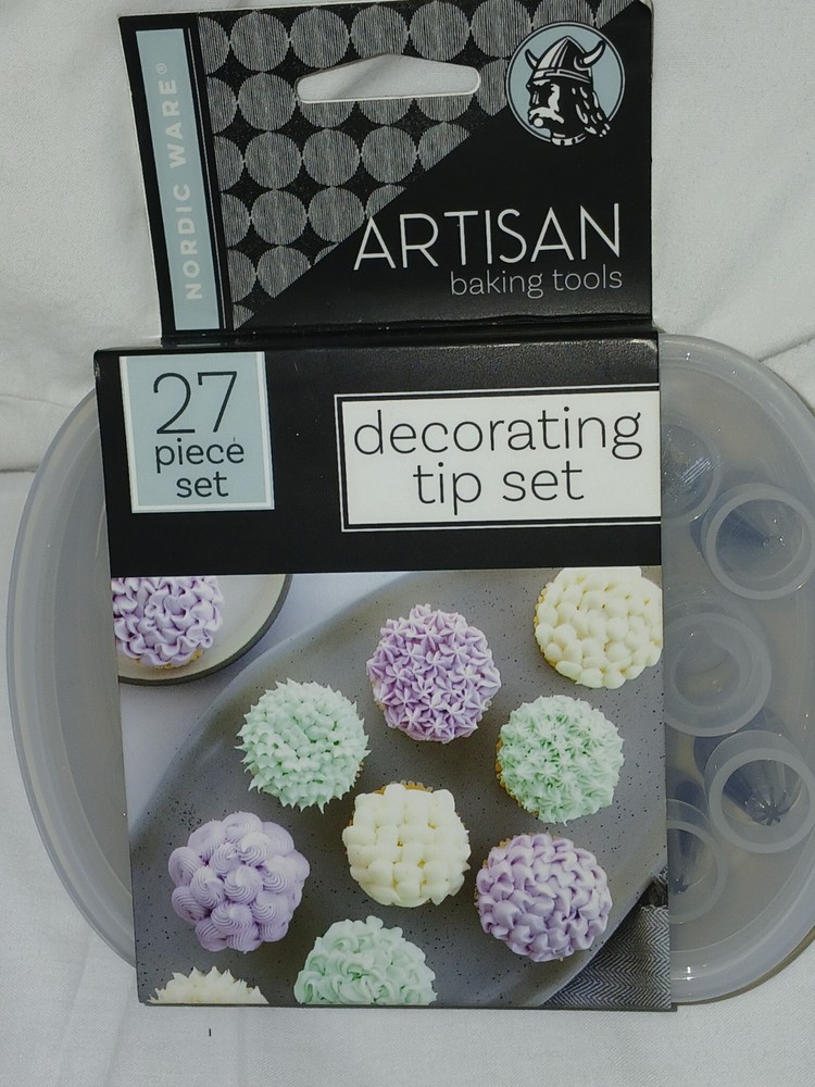 NEW Nordic Ware Artisan Decorating Tip Set 27 Pc