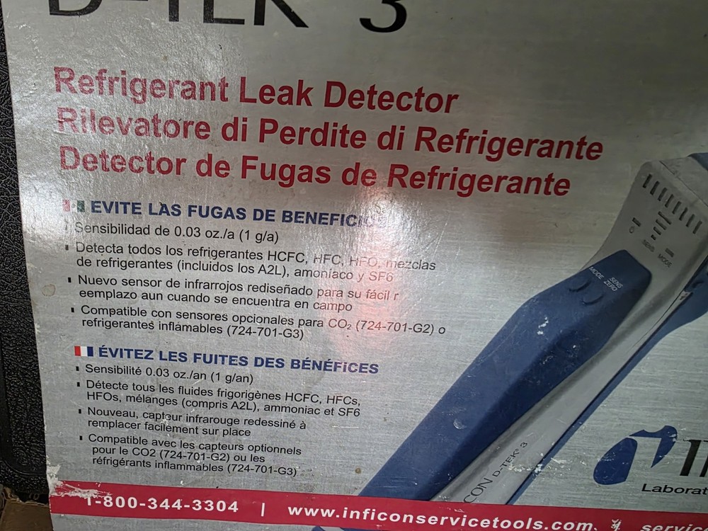 INFICON D-TEK 3 Leak Detector with Case
