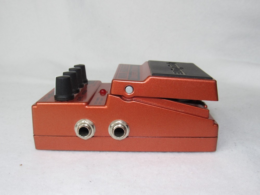 DigiTech Main Squeeze Compressor Sustainer Pedal for Electric Guitar