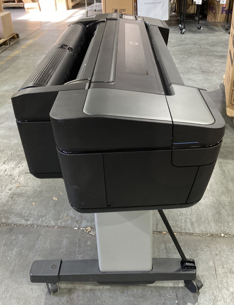 HP DesignJet Z9+ Large Format PostScript Photo Printer w/Spectrophotometer
