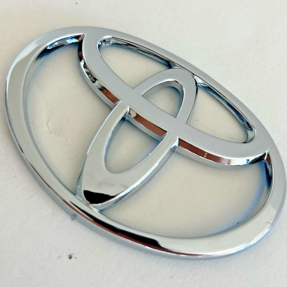 Toyota Camry Rear Trunk Emblem Chrome Logo Badge Replacement 2002-2006
