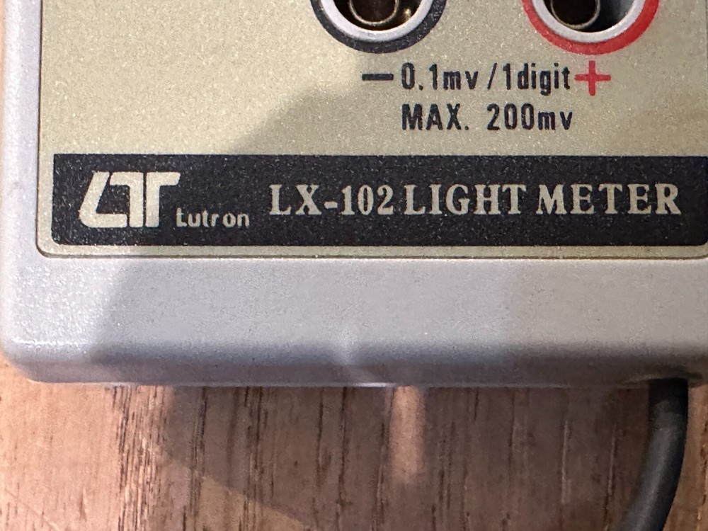 Lutron LX-102 Light Meter w/Sensor, Case