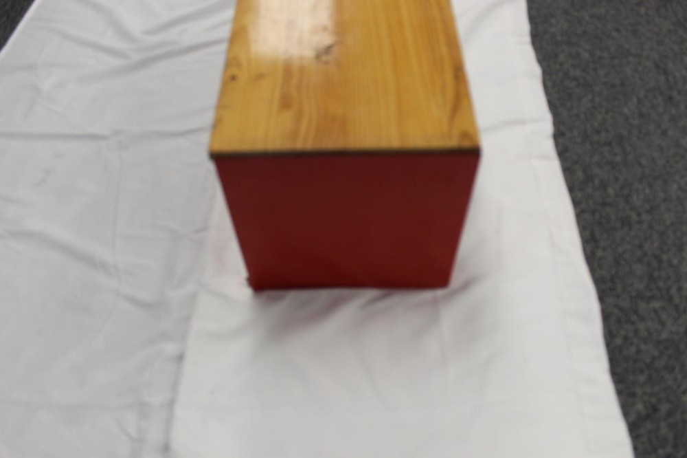 Craftsman Middle Tool Chest Locking 3 Drawer 2000 Series 26" Width (A)