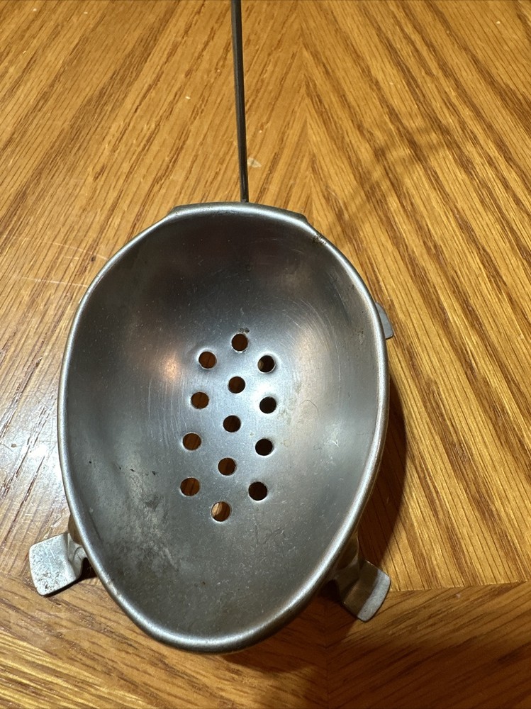 Vintage Egg Strainer With Feet Wire Handle