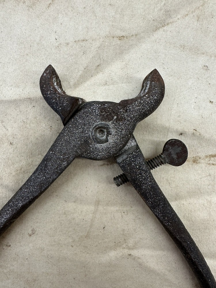 Vintage HOG RING Pliers