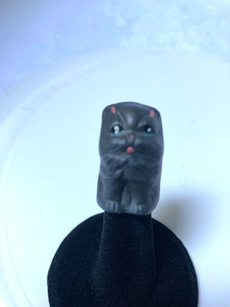 Thimble Porcelain Black Cat 1"