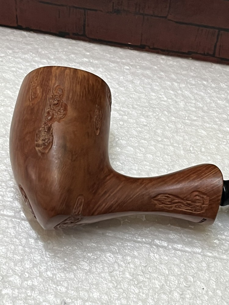 wally frank pipe in original box nice!