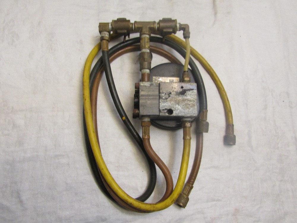 Watts Regulator TK9A Backflow Preventer Test Gauge USED and UNTESTED