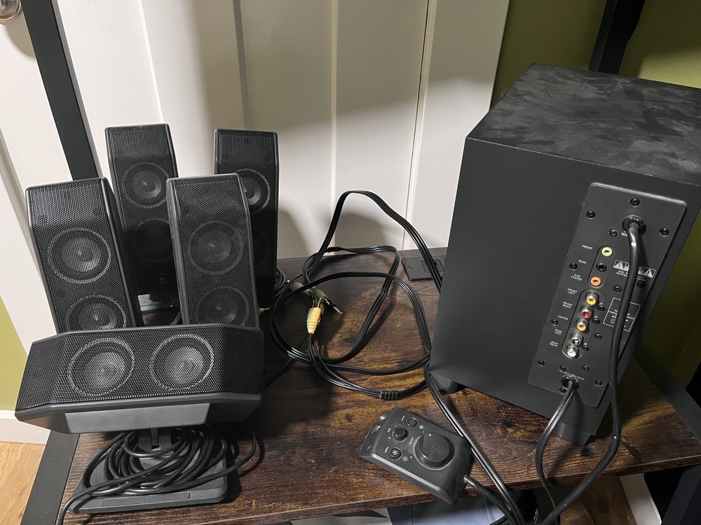 Logitech X-540 5.1 Surround Sound Computer Speaker System Subwoofer Control Pod