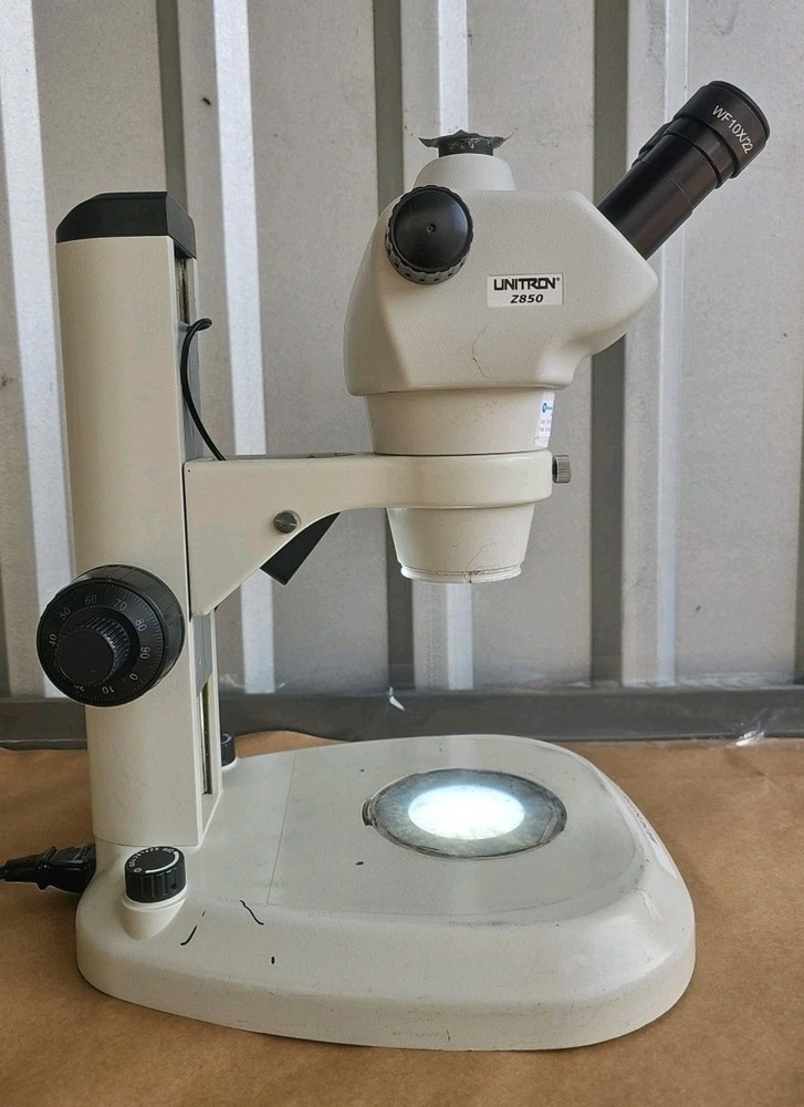 Unitron Z850 Stereo Microscope and Pole Stand with LED And Ring Light Attachment