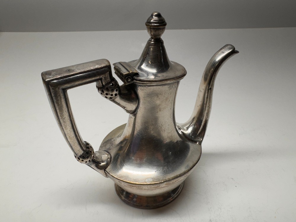 Reed and Barton Vintage Silverplate Hotel Teapot