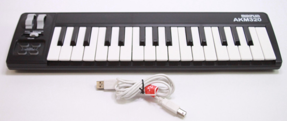 Midiplus, 32-Key Midi Controller, 32-Key (AKM320)