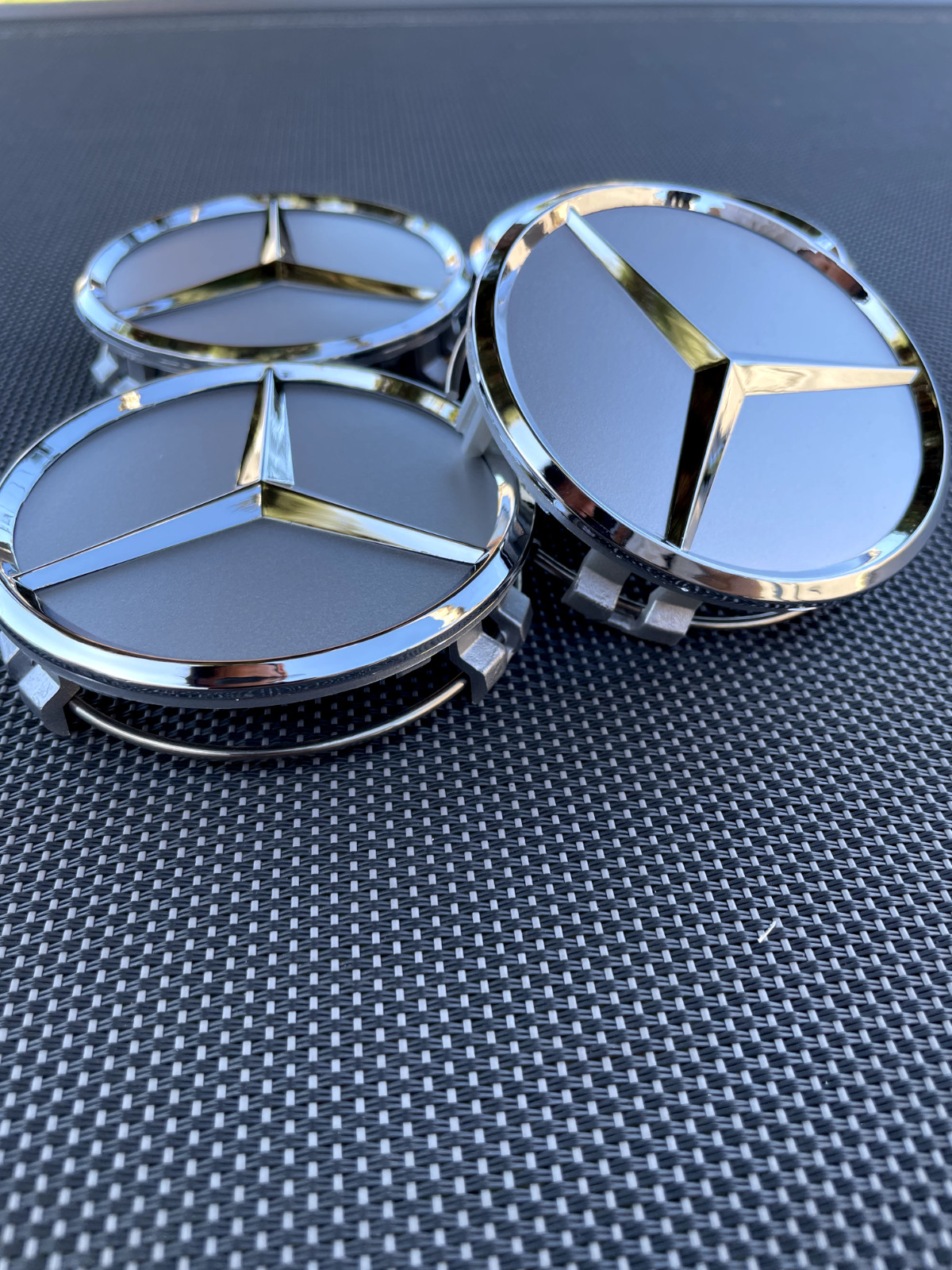 MERCEDES BENZ SET OF 4 SILVER 75 mm/2.95in Wheel Center Caps Fits Most Models