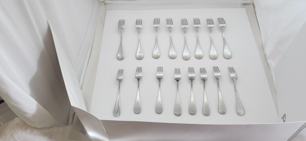 Rare Hampton Silversmiths Montefiore Flatware 5PC Place Sets Glossy Ridge 7 Max