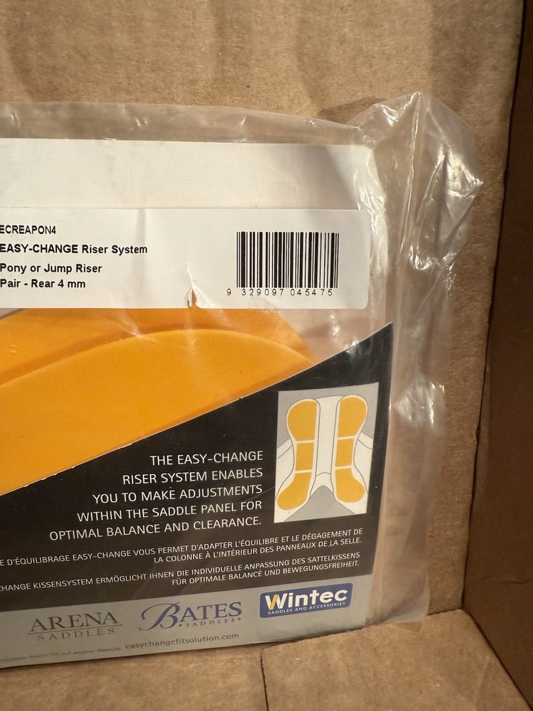 Wintec Bates Easy Change Riser System. Pair - Pony Or Jump Riser. Rear 4 mm.
