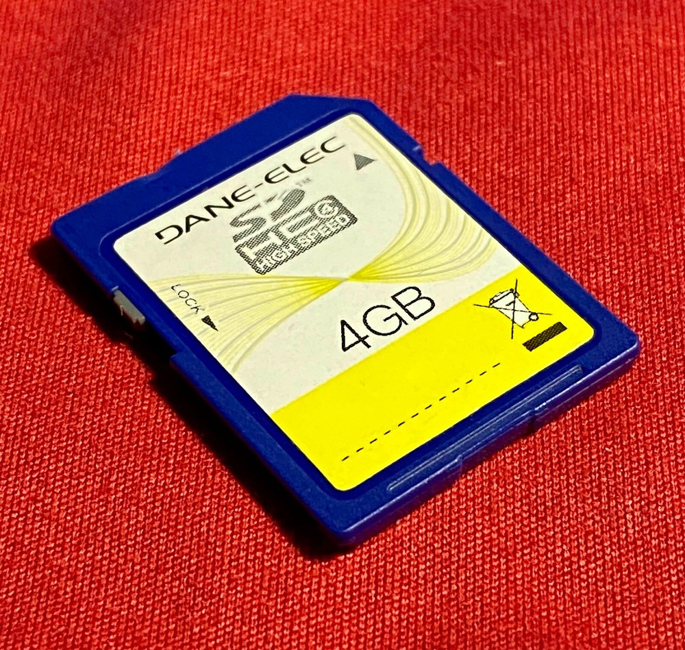 Dane-Elec High Speed 4GB Class 4 SDHC Flash Memory Card