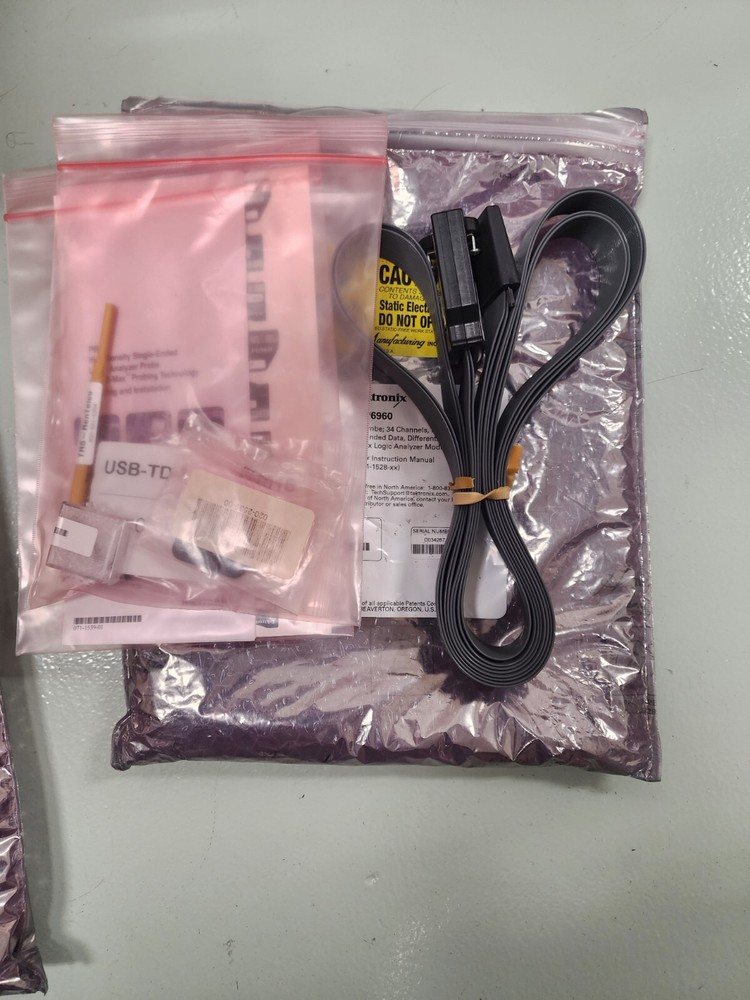 Tektronix P6960 Logic Analyzer Probe Unit #2