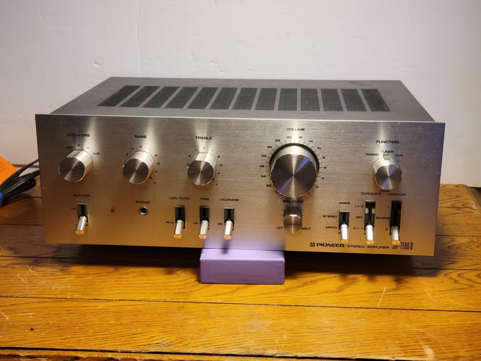 VTG PIONEER STEREO AMPLIFIER MODEL NO. SA – 7500 II/ TESTED AND WORKING GREAT!