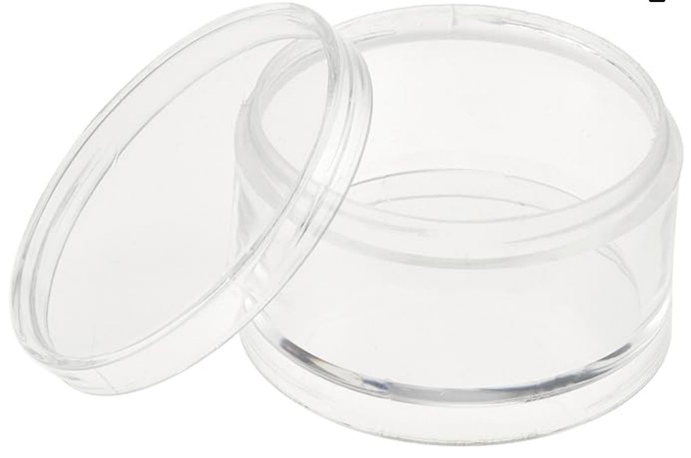 4 each Stacking Round Plastic Containers With Lids Size: 2.75" x 1"