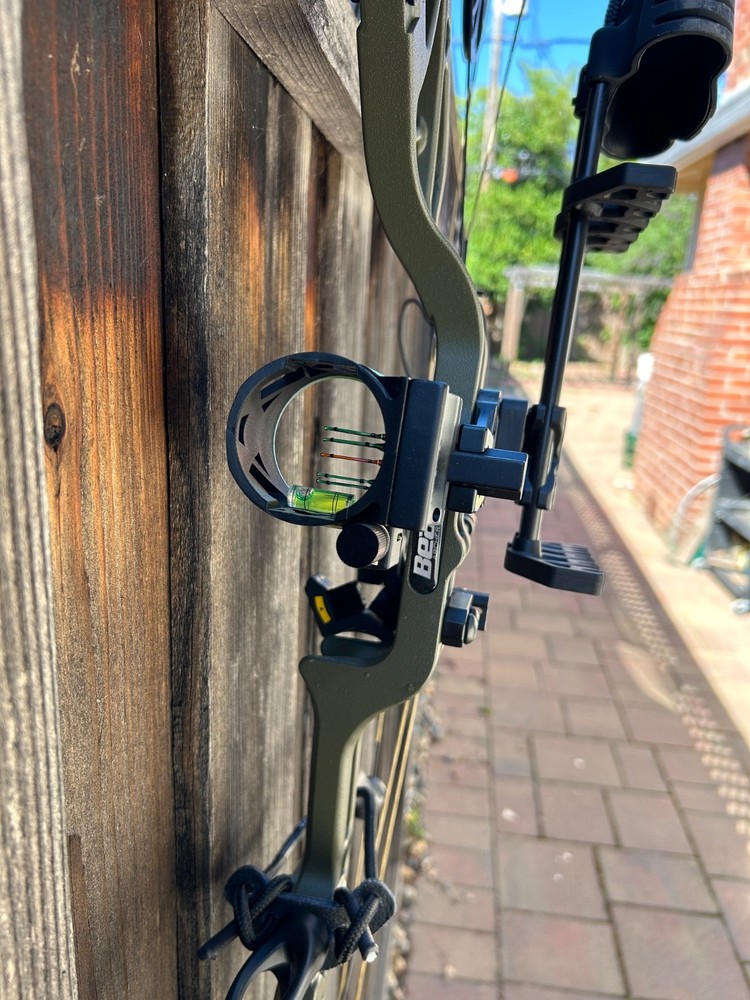 Bear Archery Whitetail Legend compound bow