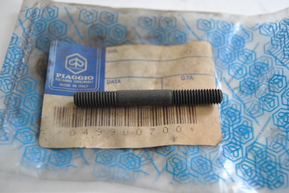 Prisoner Stud Bolt Piaggio
