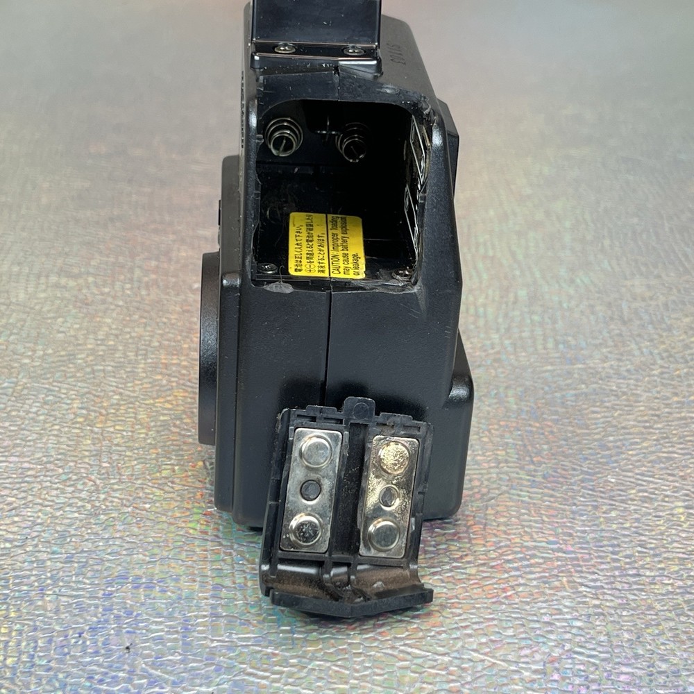 *Condition Issue* Canon Speedlite 155A Universal Hot Shoe Mount Camera Flash