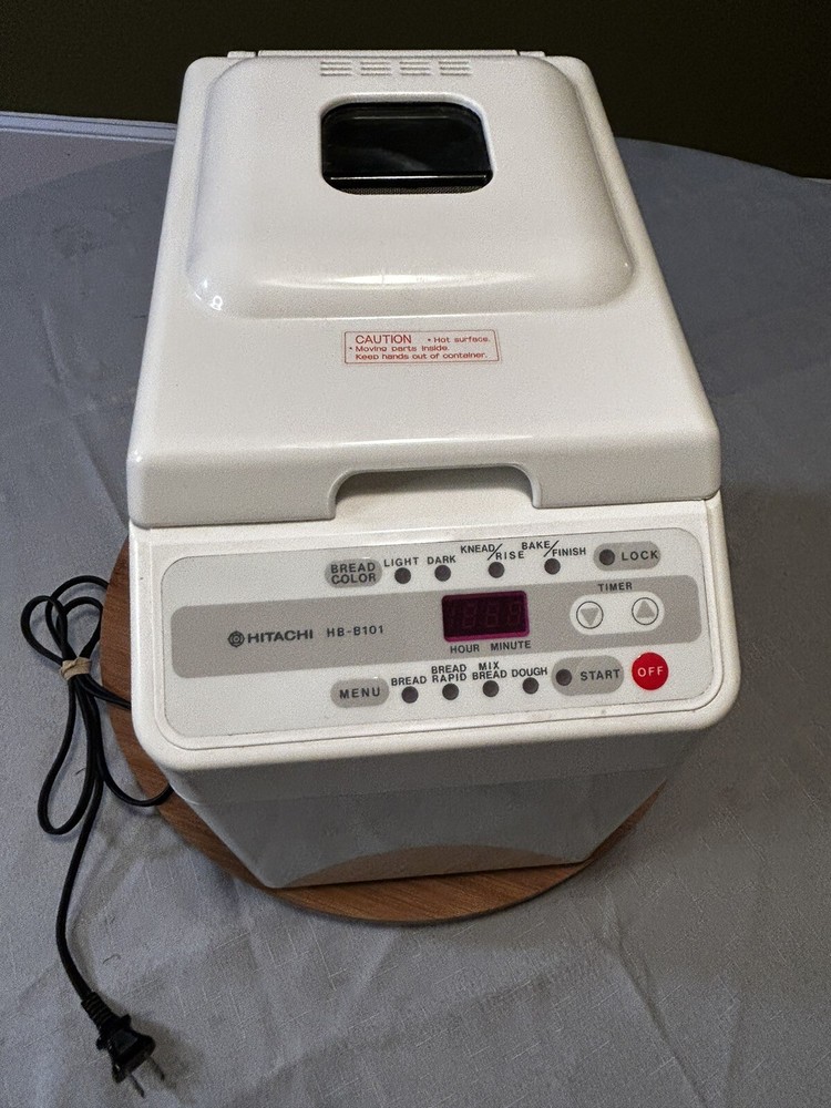 Hitachi Automatic Bread Maker Home Bakery Machine HB-B101...TESTED