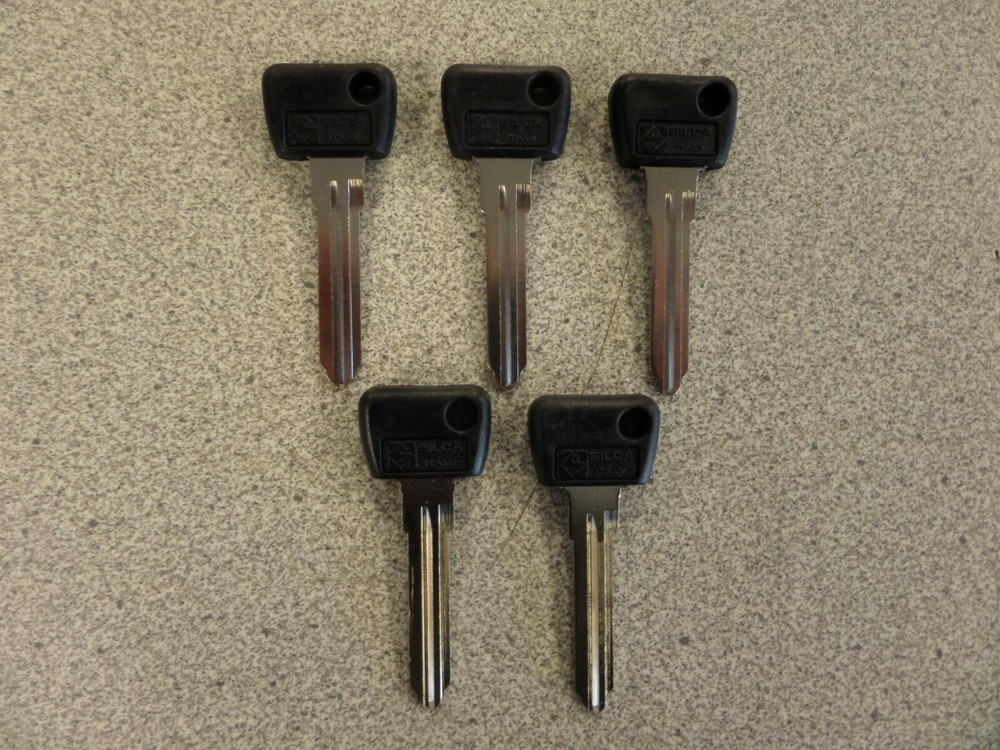 SILCA MAZ1BP MAZDA X2 MZ3 BLACK PLASTIC HEAD KEY 5 PACK