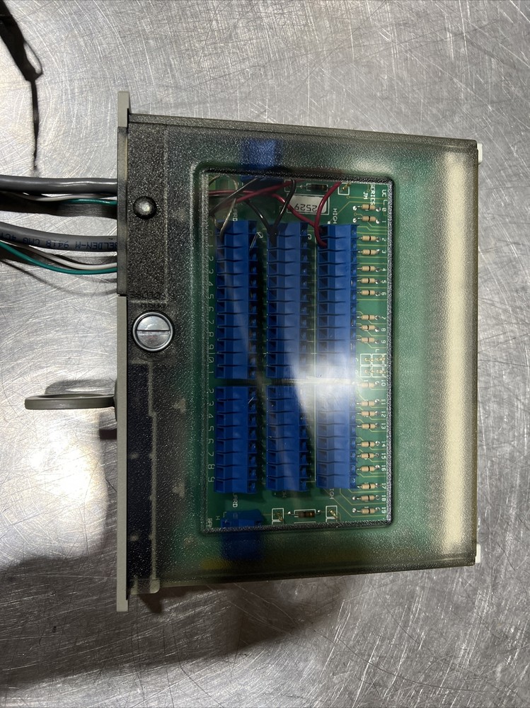 HP ALIGENT 44705A 20-CHANNEL RELAY MULTIPLEXER. Used Surplus