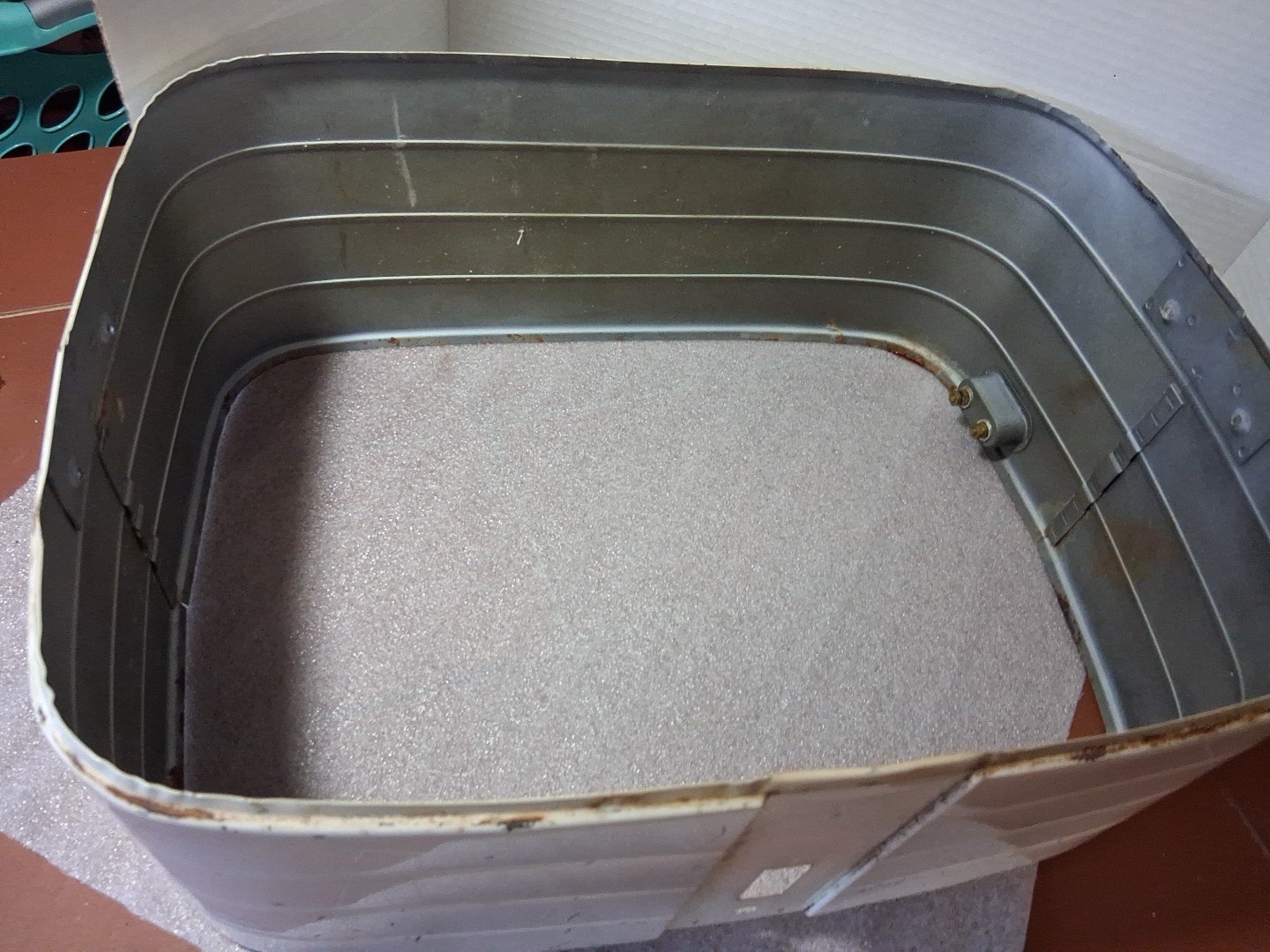 Vtg Shroud & Plug Socket For General Electric Roaster 123C19 Replacement Part