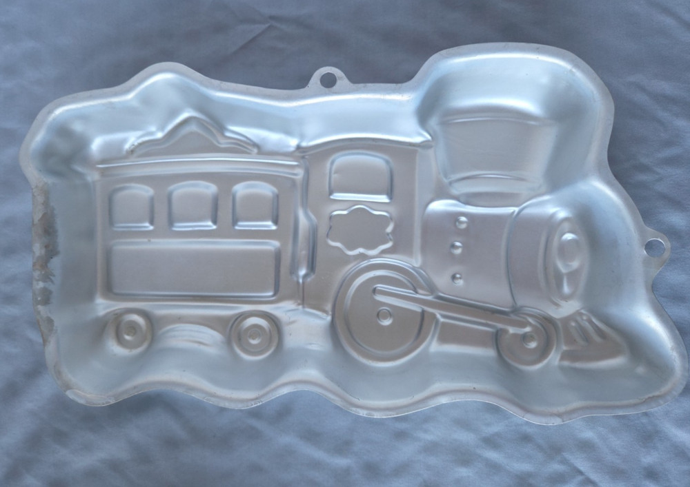 Train/Locomotive Cake Pan by Wilton