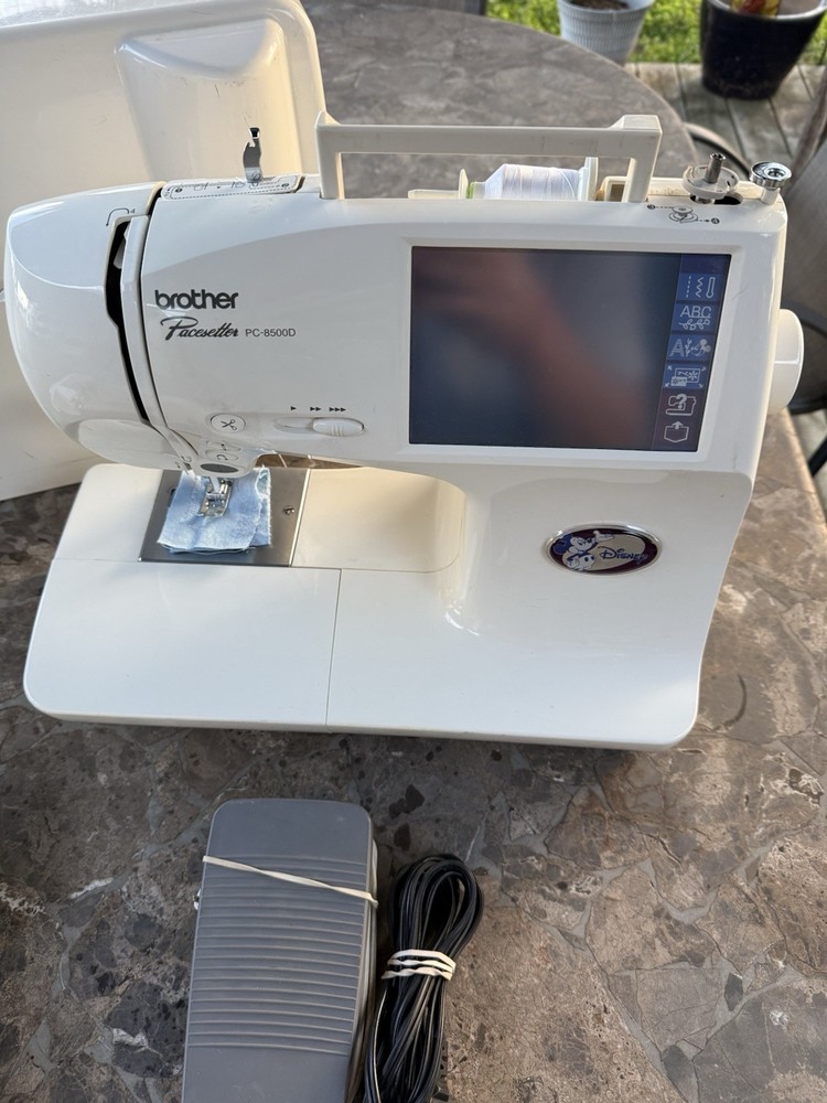 Brother Pacesetter PC-8500D Computerized Embroidery & Sewing Machine Disney