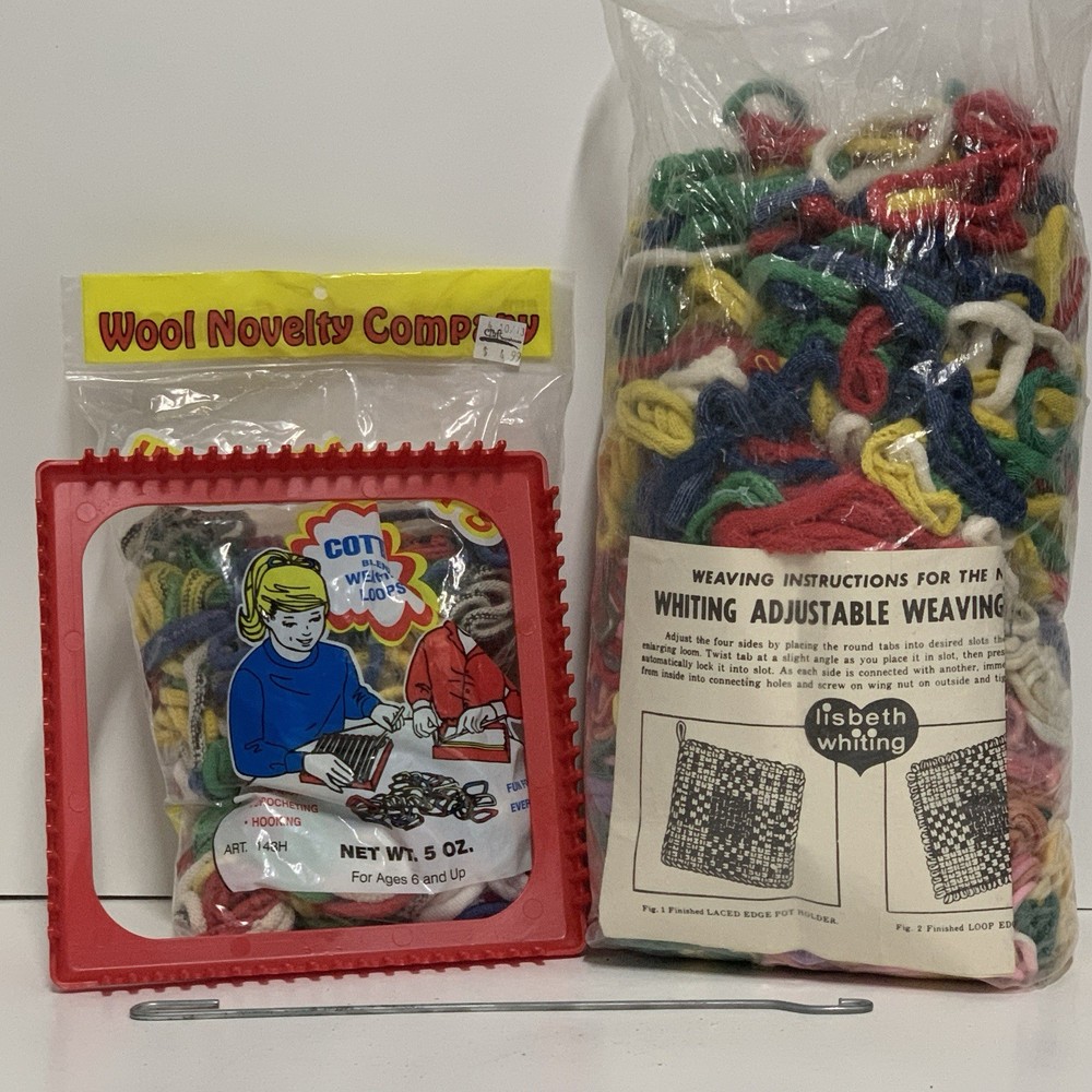 Vintage Loom & Loop & Hook Extra Loops Christmas Eve Nostalgic Analog Activity