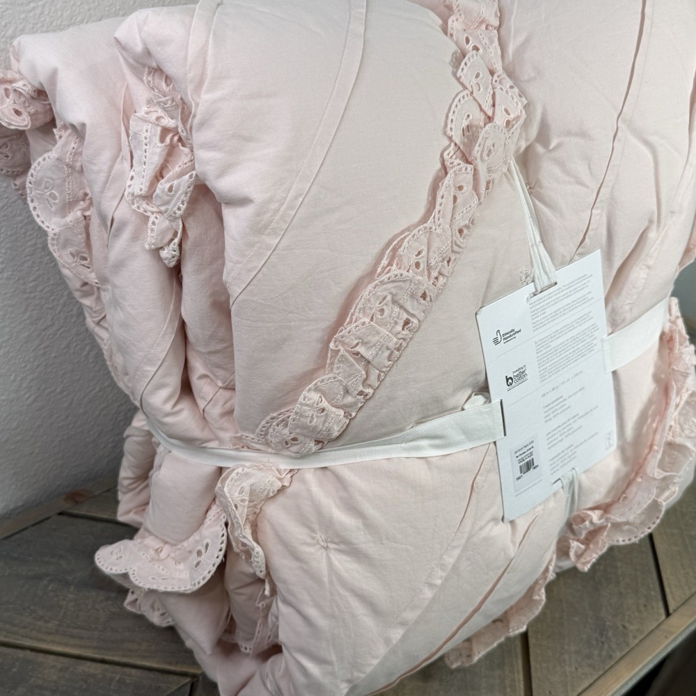 POTTERY BARN KIDS EYELET COMFORTER, TWIN ~ BLUSH