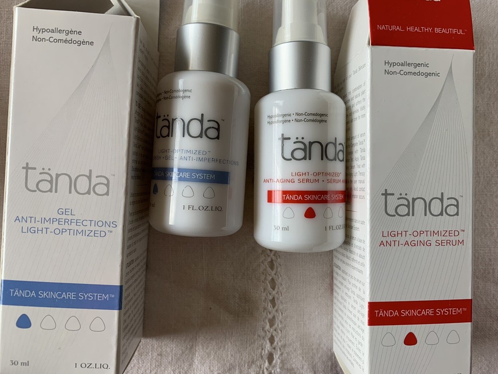 Tanda Skin Acne Clearing Device Clear+ Acne Light Therapy Complete Kit