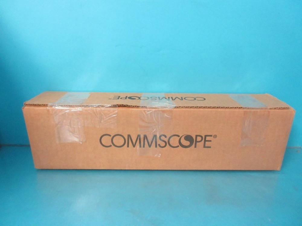 NEW COMMSCOPE 1933308-1 SL SERIES PATCH PANEL MULTIMEDIA 48-PORT FLAT FRONT