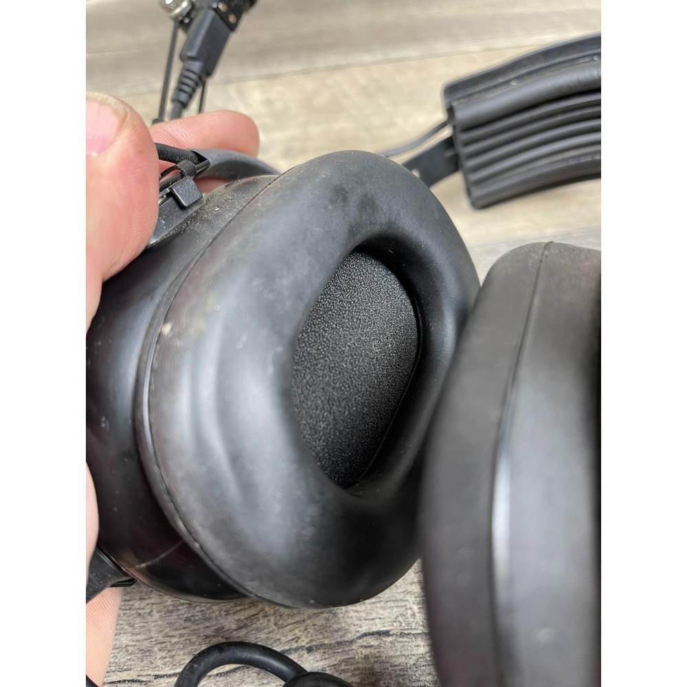 Flightcom 4DX Classic Over-Ear Aviation Headset Black Wired Adjustable Headband
