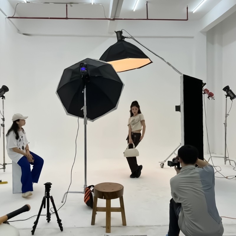 Vertical Flash Stand Bracket For Enhanced Stability During Photo Video