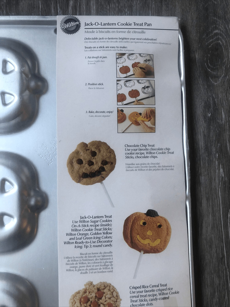 Baking-,Halloween-Wilton Jack-O-Lantern Cookie Pan 2006