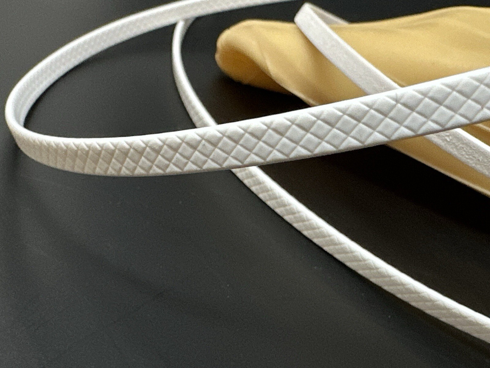 FULL-SIZE Latex Football Bladder + WHITE Tacky Diamond Lace